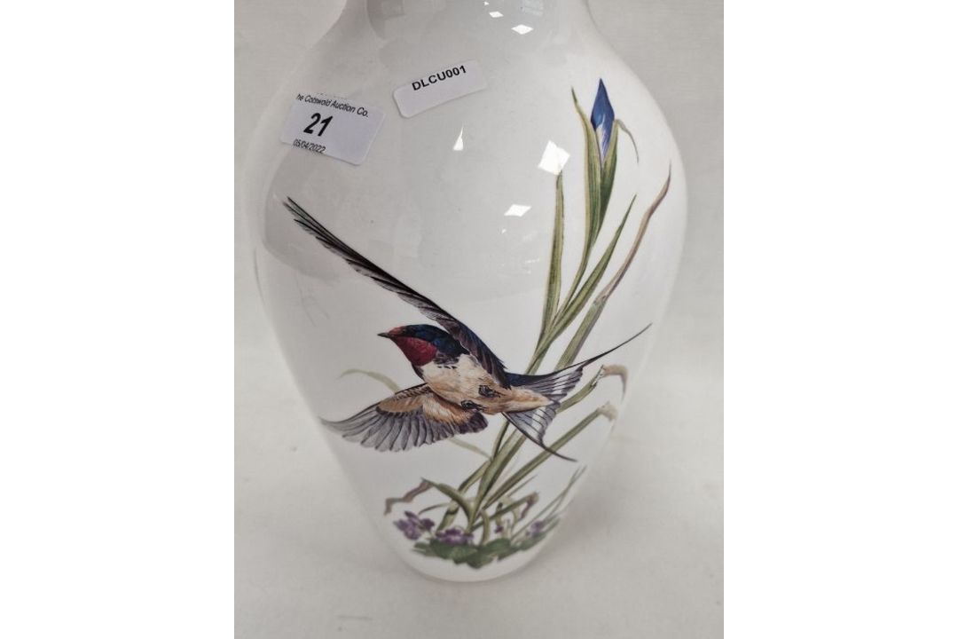 Three Franklin porcelain limited edition vases 'Meadowland Bird Vase', 'Woodland Bird Vase' and ' - Image 4 of 14