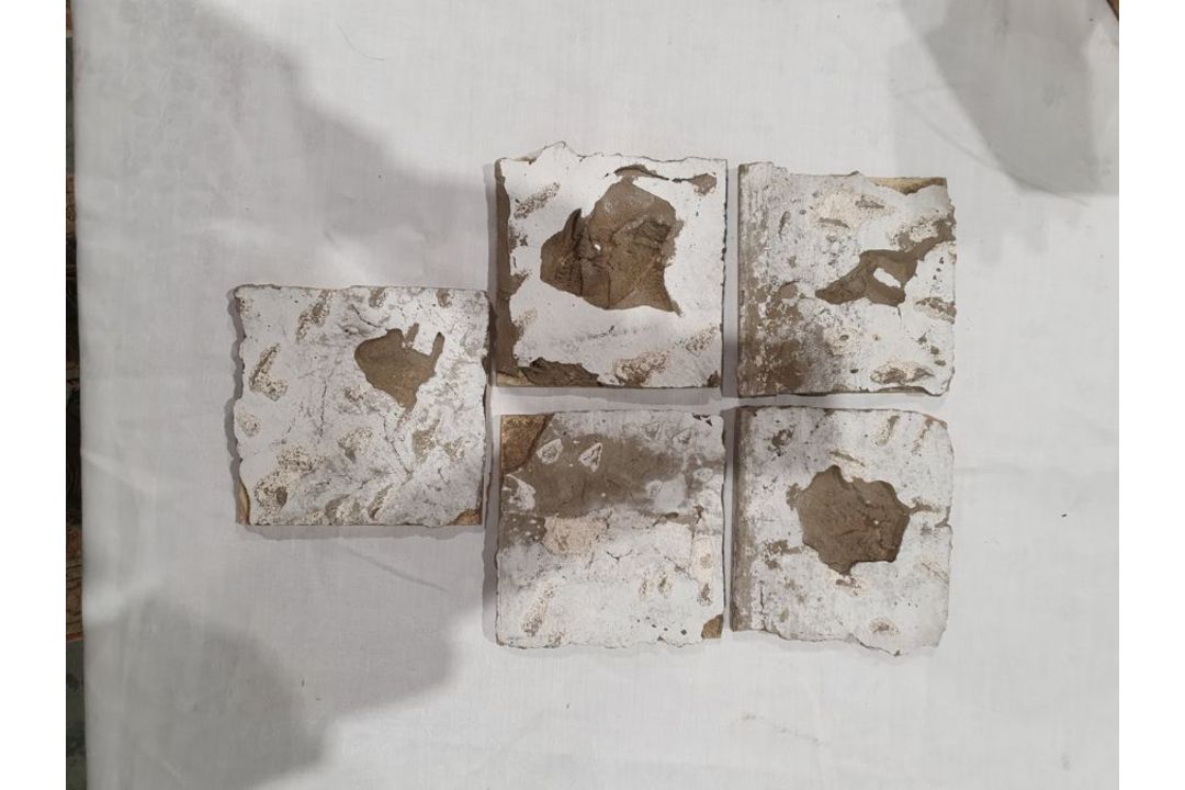 14 blue and white delft tiles, each of two figures, within circle to include wrestling and - Image 4 of 5