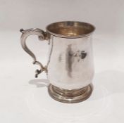 George III silver baluster-shaped mug on circular foot, scrolled handle, London 1767 by Thomas