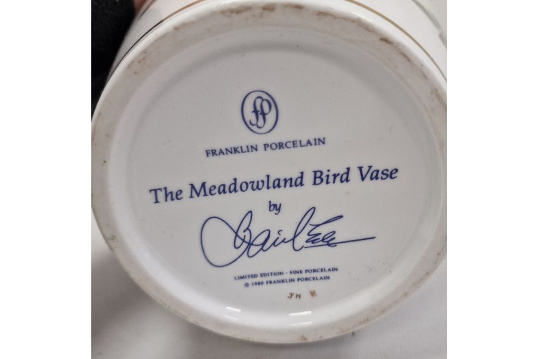 Three Franklin porcelain limited edition vases 'Meadowland Bird Vase', 'Woodland Bird Vase' and ' - Image 5 of 14