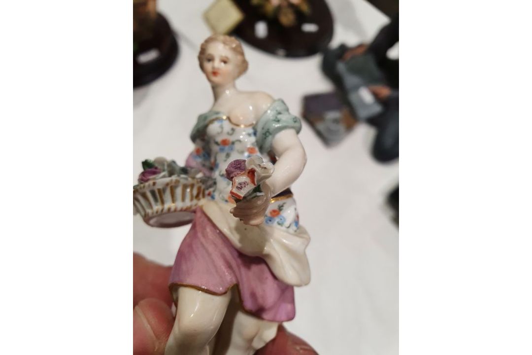 19th century Meissen porcelain figure of classical maiden with basket of flowers, 13cm high and - Image 9 of 14