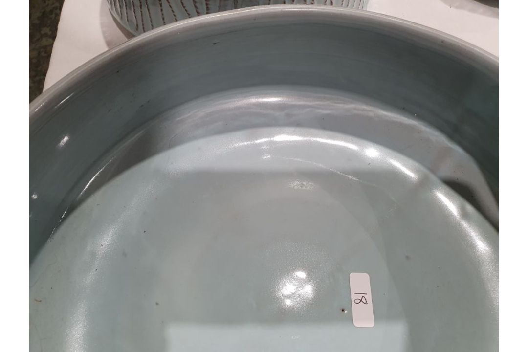 Poole pottery 'Delphis' circular plate, abstract turquoise multi-coloured with red border and - Image 18 of 19