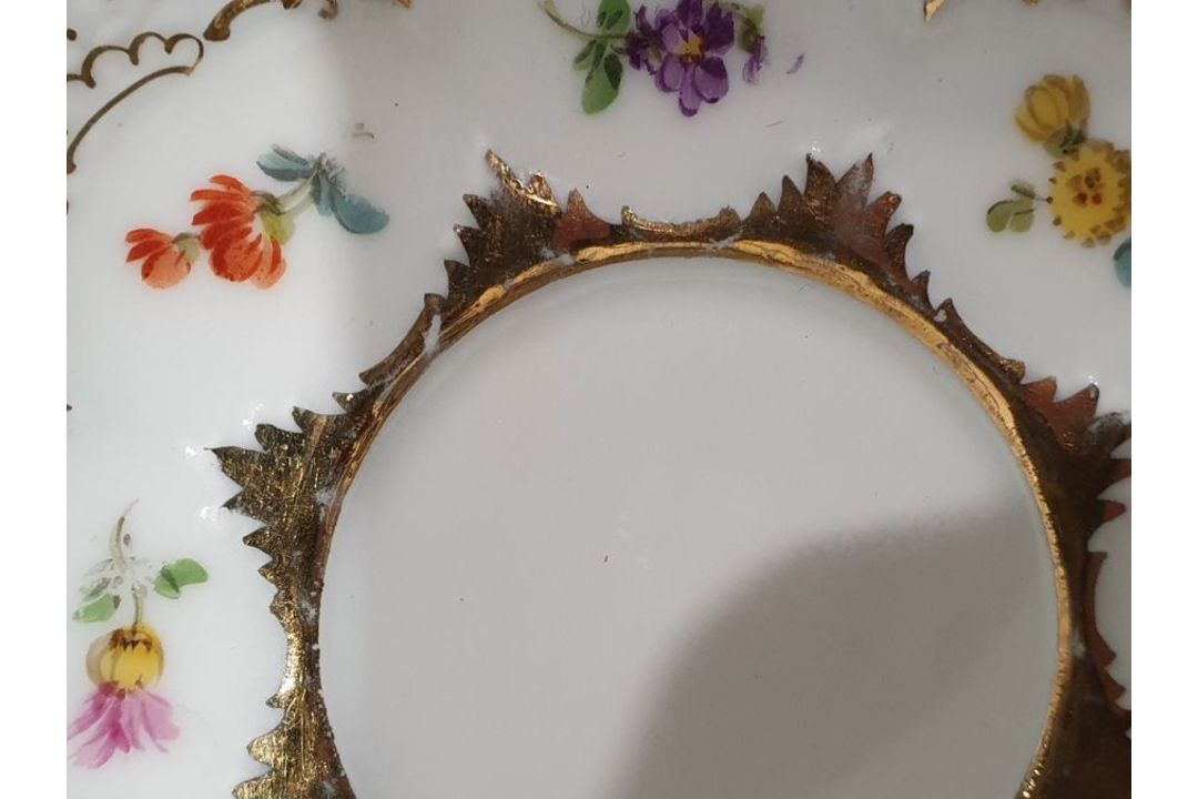 Set of eight Meissen coffee cups and saucers, each with scalloped everted rim, painted with pansy, - Image 16 of 19