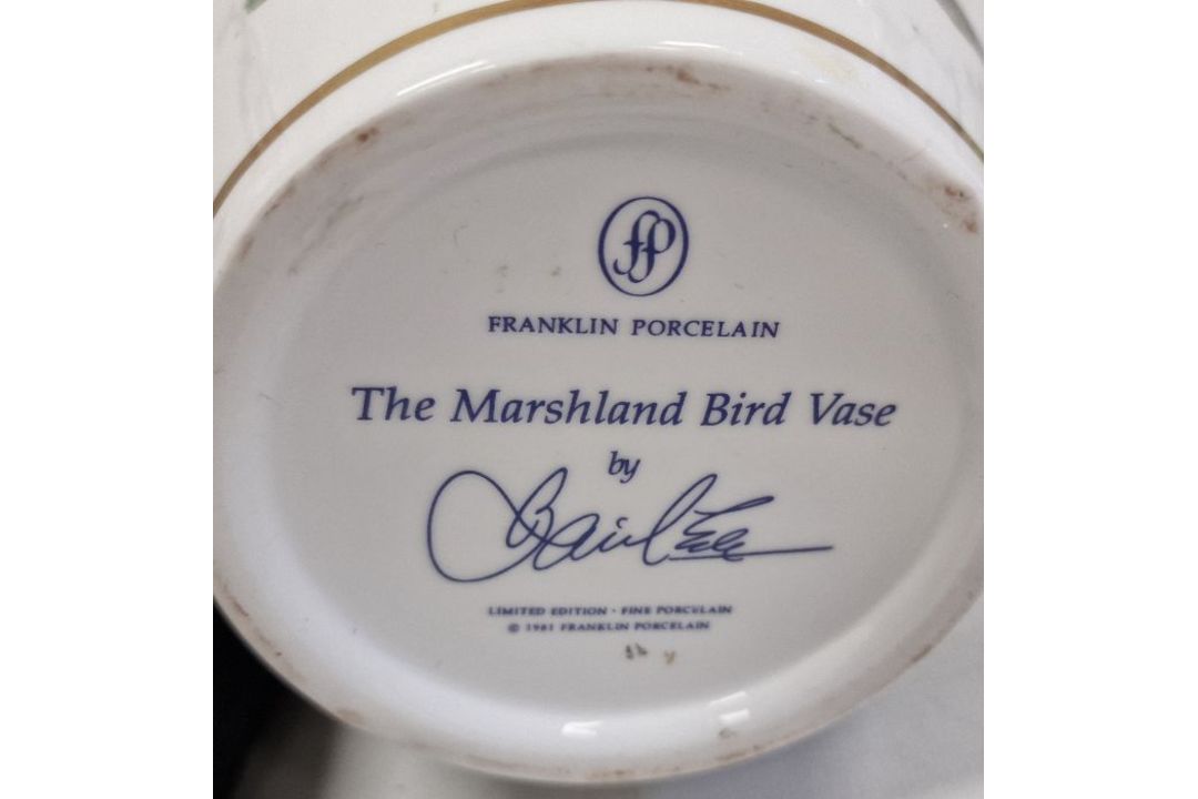 Three Franklin porcelain limited edition vases 'Meadowland Bird Vase', 'Woodland Bird Vase' and ' - Image 6 of 14