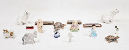 Pair of ceramic polar bears, some Wade whimsies to include horses, tortoise with removable shell,