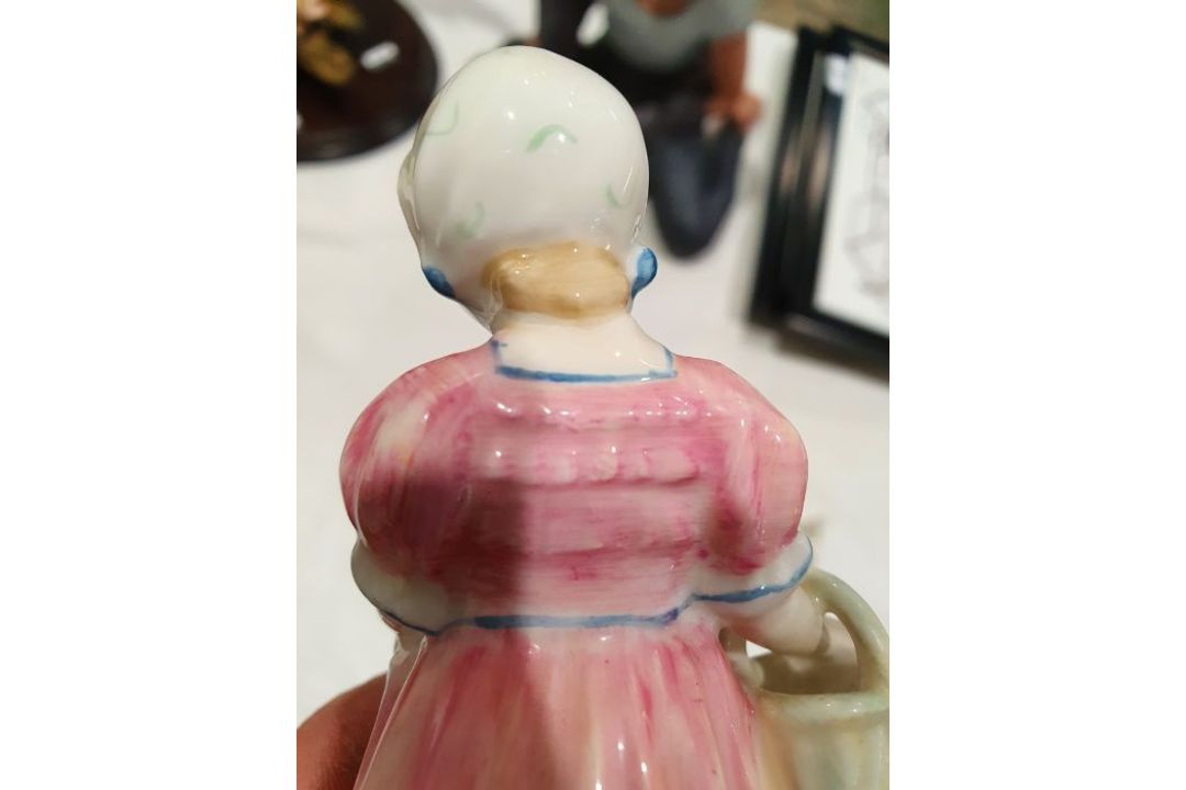 19th century Meissen porcelain figure of classical maiden with basket of flowers, 13cm high and - Image 6 of 14
