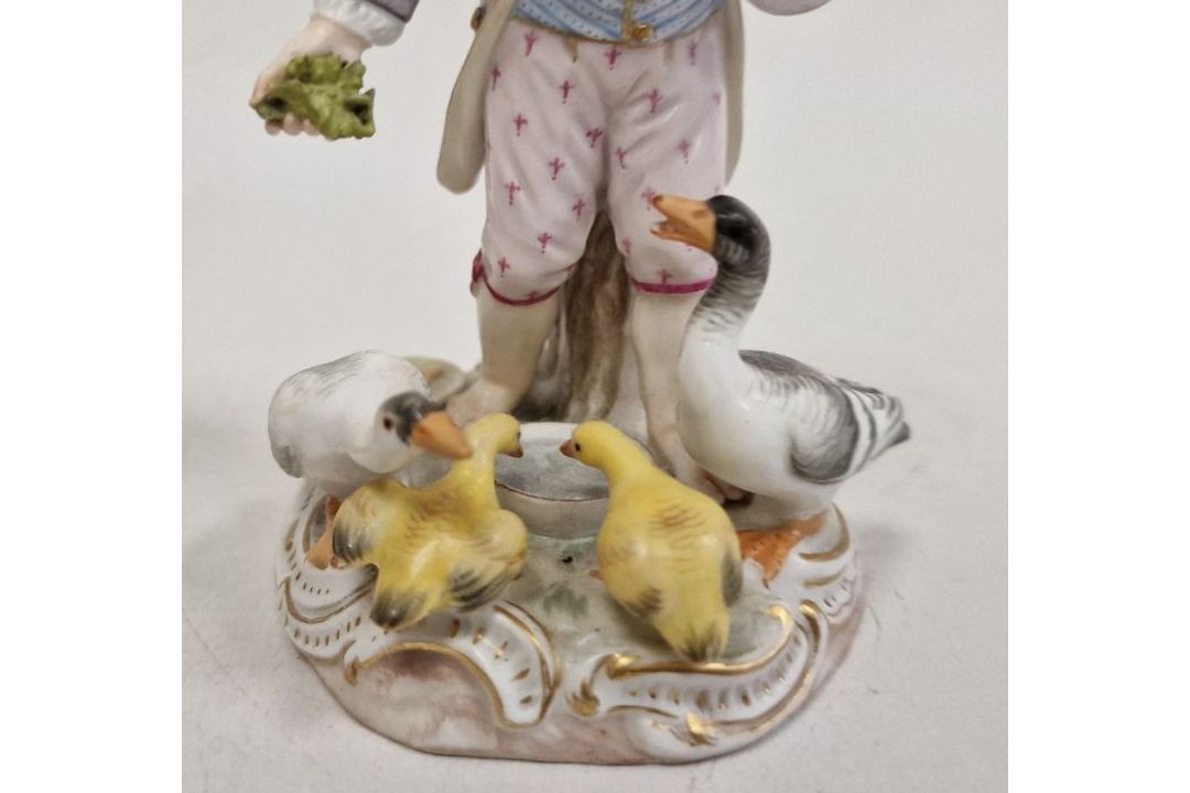 19th century Meissen figure of boy feeding ducks, on gilt scroll decorated circular base, 12cm - Image 3 of 14