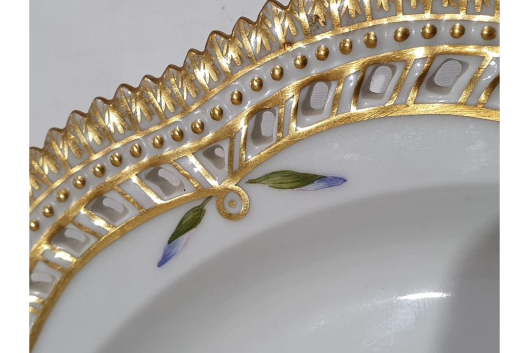 Royal Copenhagen 'Flora Danika' plate 'Iris Spuria L', no.3526 with pierced gilt serrated border, - Image 8 of 8