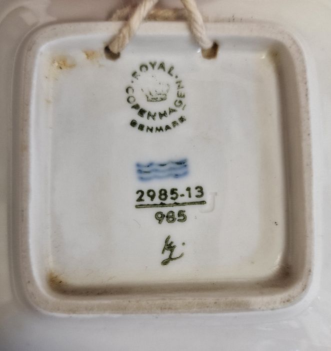 Winchcombe-style pottery tray green glaze with two wheatears, quantity studio pottery ceramics and - Image 2 of 5