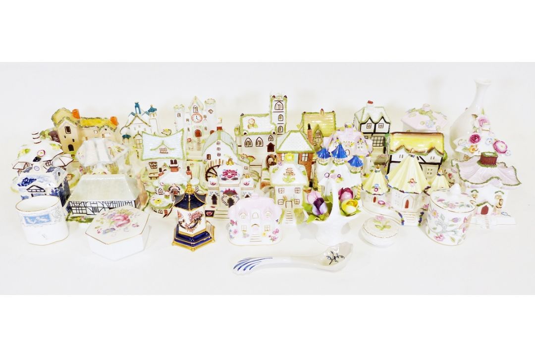 Collection of Coalport bone china models of houses and further assorted chinaware (2 boxes) - Image 1 of 2
