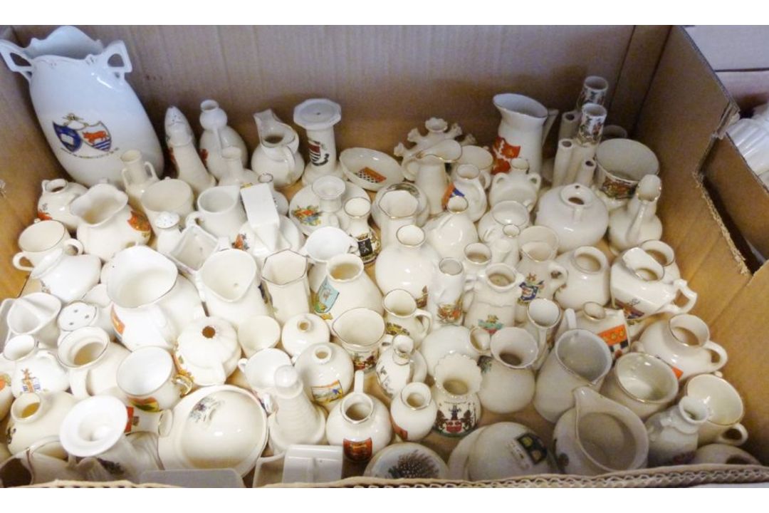 Large collection of crested ware (3 boxes) - Image 3 of 3