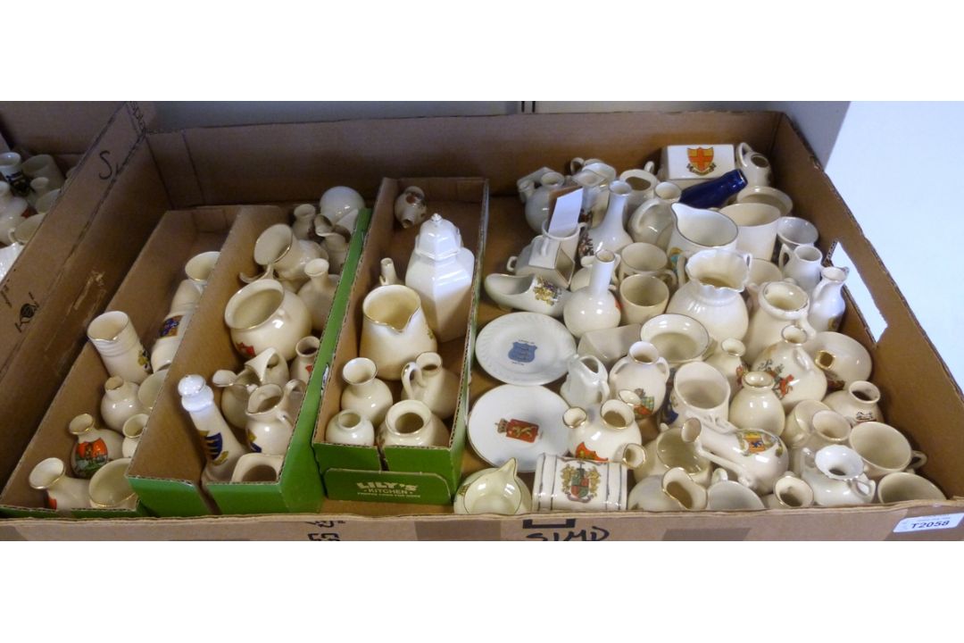 Large collection of crested ware (3 boxes) - Image 1 of 3