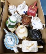 Mid century-style Carltonware teapot, a Copeland Spode blue and white Old Lang Syne teapot, a