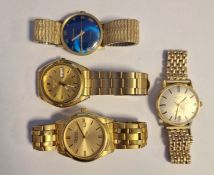 Gentleman's Rotary gold-plated wristwatch with silver dial, sweep second hand and calendar aperture,