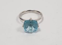 White metal ring set with aquamarine-type stone, not hallmarked