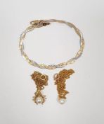 9ct two-colour gold twist bracelet, 2.5g approx., a 9ct gold pearl set spider pendant and a pearl