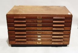 20th century oak plan chest of eight drawers, to plinth base, 84cm x 144cm x 89cm