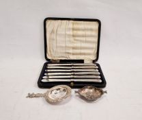 Dutch silver-plated quatrefoil-shaped small dish cast with figures before a house, a plated tea