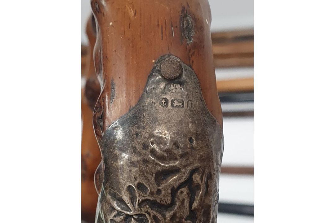 Quantity of assorted walking sticks to include a child's hunting crop with the horn handle formed as - Image 2 of 12