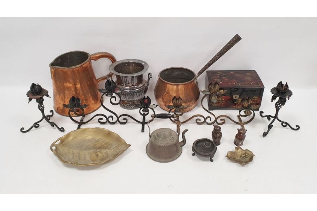 Assorted metalware to include copper, brass, silver-plate, a fireside toasting item, a Chinese-style - Image 1 of 2