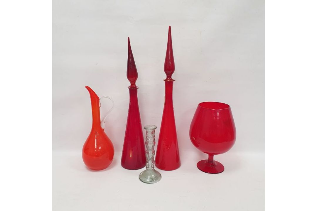 Assorted 1960's/70's glass to include large red tinted fritted goblet-shaped vase, two large conical