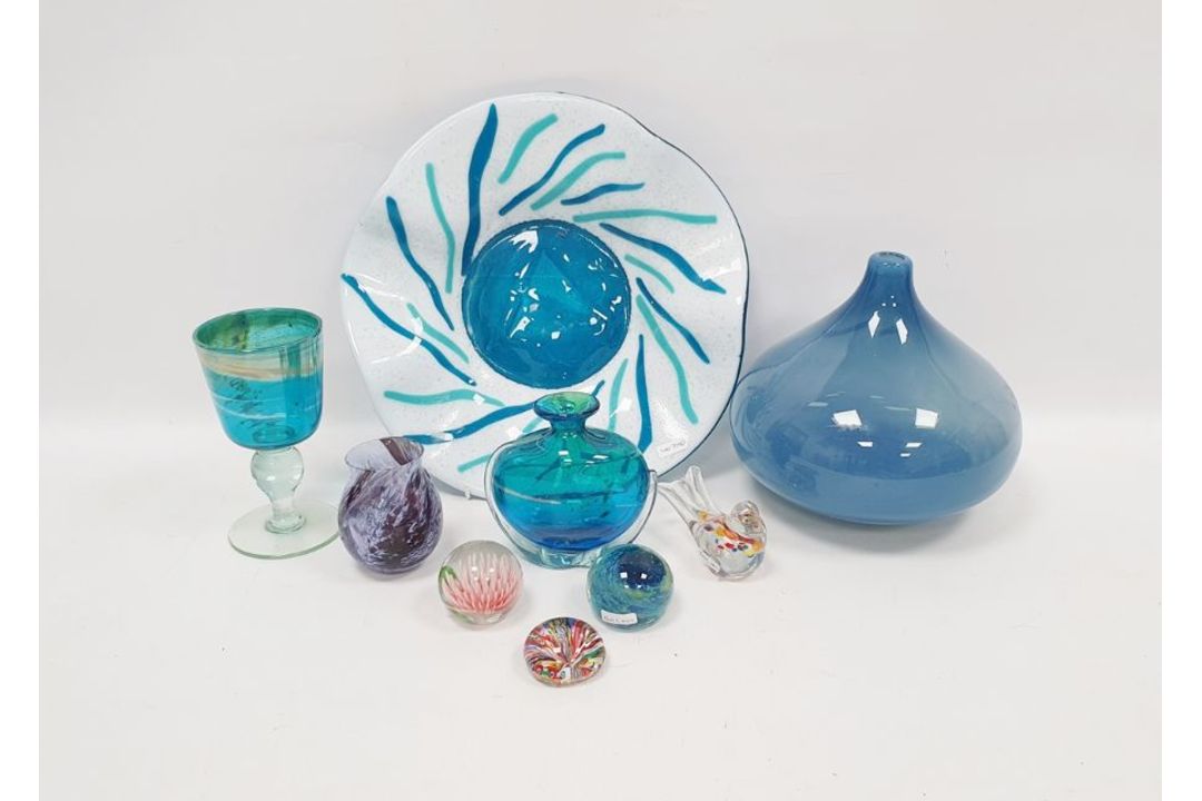 Collection of art glass comprising a Mdina kingfisher blue knopped goblet, a kingfisher blue - Image 1 of 2
