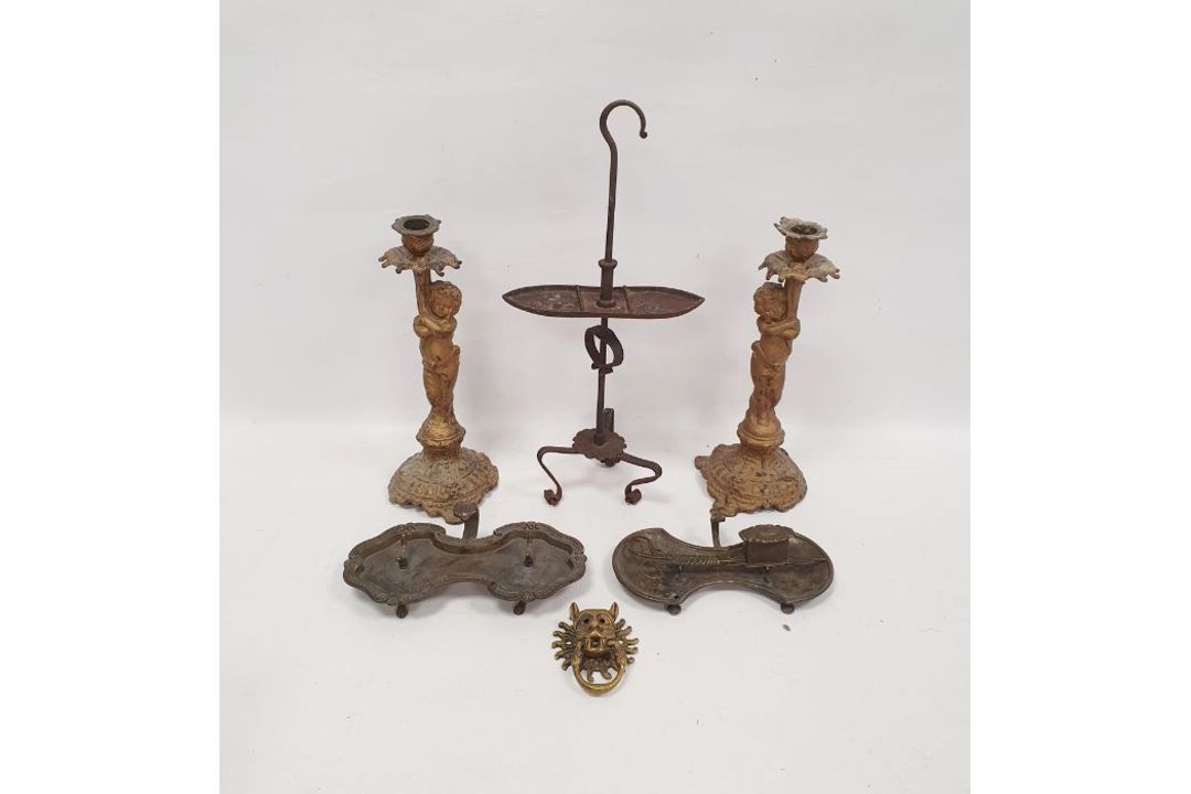 Assorted metalware to include copper, brass, silver-plate, a fireside toasting item, a Chinese-style - Image 2 of 2