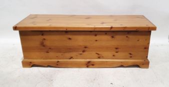 20th century pine blanket box on bracket supports, 48cm x 139cm x 46cm