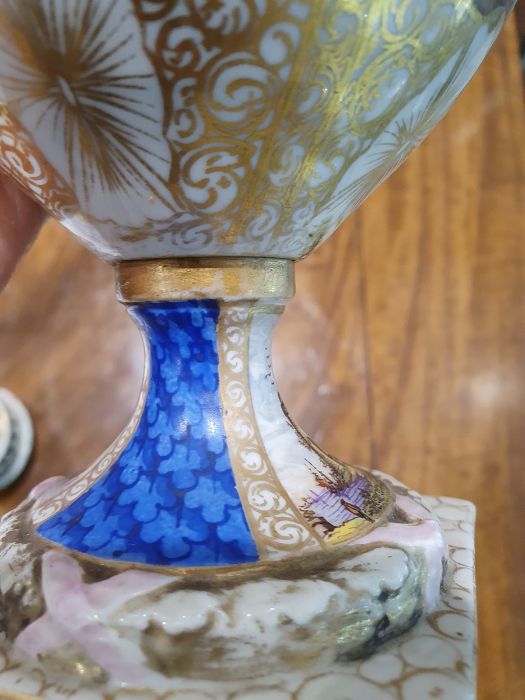 Pair antique Dresden covered pot-pourri vases, each with wreath ribbon ring handle to the - Image 18 of 36