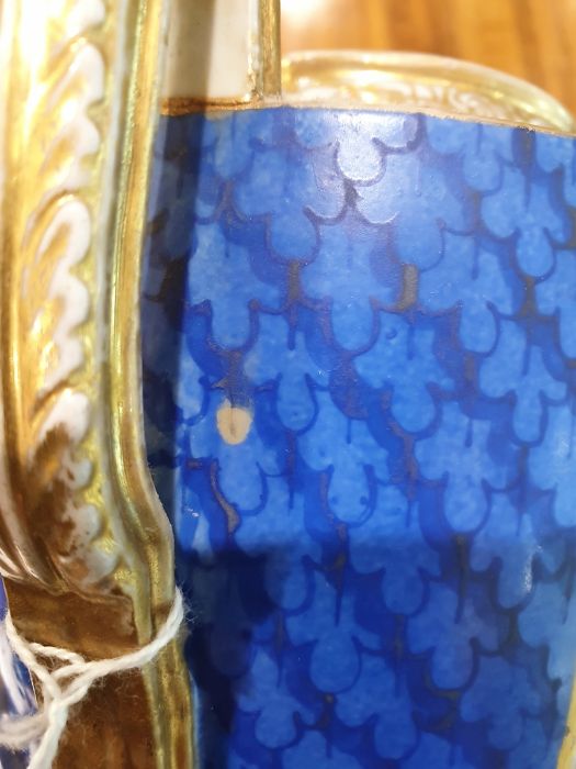 Pair antique Dresden covered pot-pourri vases, each with wreath ribbon ring handle to the - Image 29 of 36