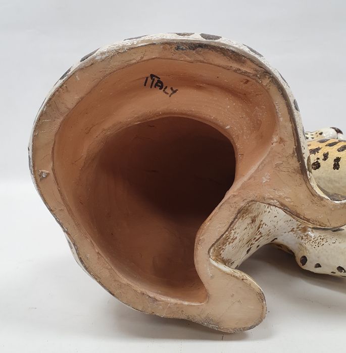 20th century Italian pottery model of a leopard, painted black Italy mark, naturalistically modelled - Image 2 of 2