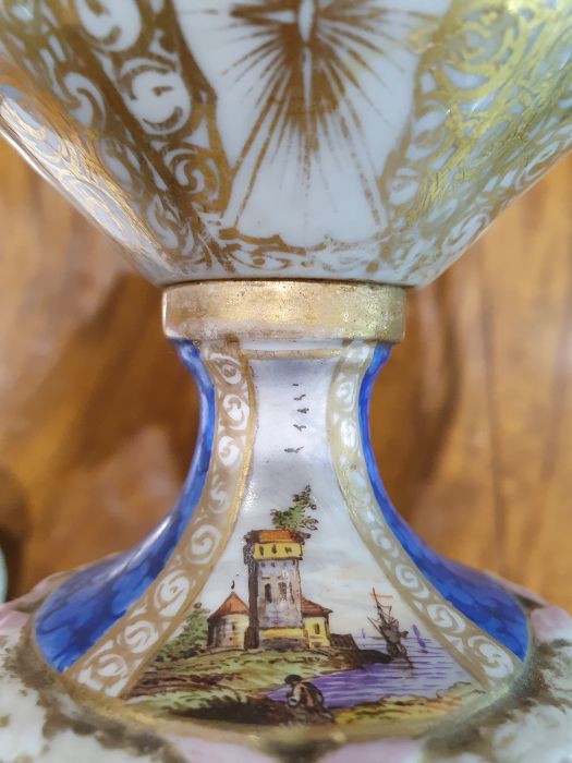 Pair antique Dresden covered pot-pourri vases, each with wreath ribbon ring handle to the - Image 20 of 36