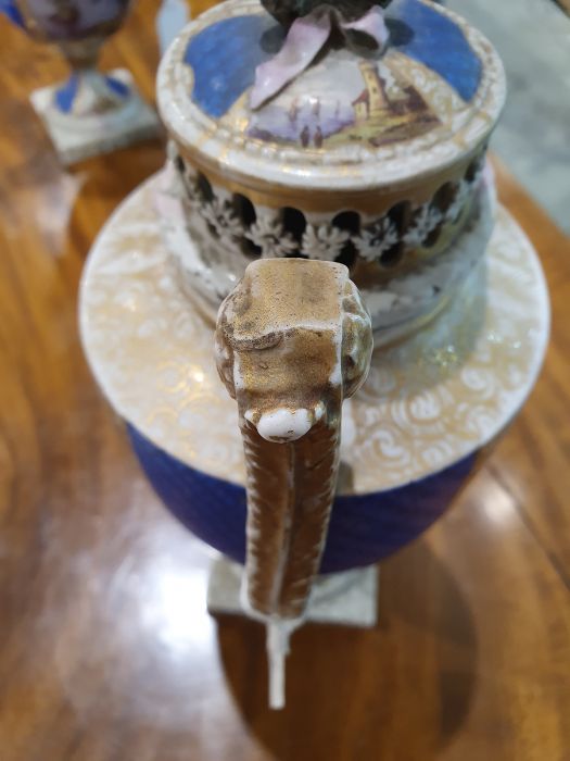 Pair antique Dresden covered pot-pourri vases, each with wreath ribbon ring handle to the - Image 11 of 36