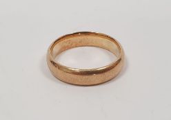 18ct gold wedding band, 4g approx.