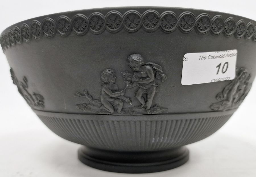 Black basalt bowl in the manner of Wedgwood with decorated rim, the body with applied moulded scenes - Image 4 of 7