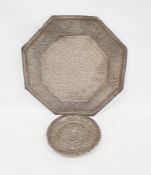 MIddle Eastern silver-coloured metal octagonal-shaped foliate decorated tray, 32cm wide and a