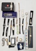 A quantity of gentlemen's and ladies wristwatches (1 box)