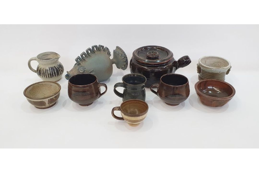 Eddie Hopkins (1941-2007) for Winchcombe Pottery lidded and handled casserole with tenmoku glaze, - Image 1 of 14