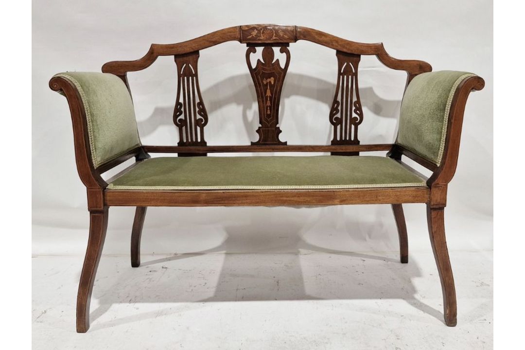 20th century two-seat settee with mahogany and inlaid frame, green upholstered back and arms H. 88 x