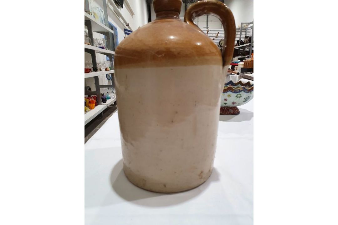 Stoneware bottles and jugs to include one marked 'T H Witchell Brewer & Spirit Merchant, Tetbury', - Image 12 of 12