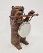 Black forest carved bear as a dinner gong, 31 cm highCondition ReportSome surface scratches and