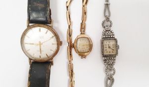 A 9ct gold Rotary wristwatch on chain (clasp broken), an Ormo ladies wristwatch and a gentleman's