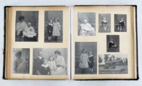 Quantity of cloth and leatherbound photograph albums of vintage black and white photographs to