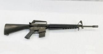 Reproduction assault rifle, 97.5cm x 23cm approx