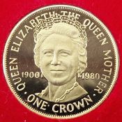Gold one crown coin 1980 marking Queen Elizabeth the Queen Mother's 80th Birthday