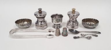 Pair of late 20th century salt and pepper grinders, London 1989, makers MC Hersey & Sons Ltd, a pair