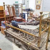 Victorian brass bedstead, 4ft 6