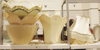 Nine assorted lamp shades (9)