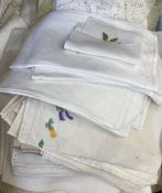 Quantity of table linen to include table napkins, damask and embroidered, table cloths etc. ( 1