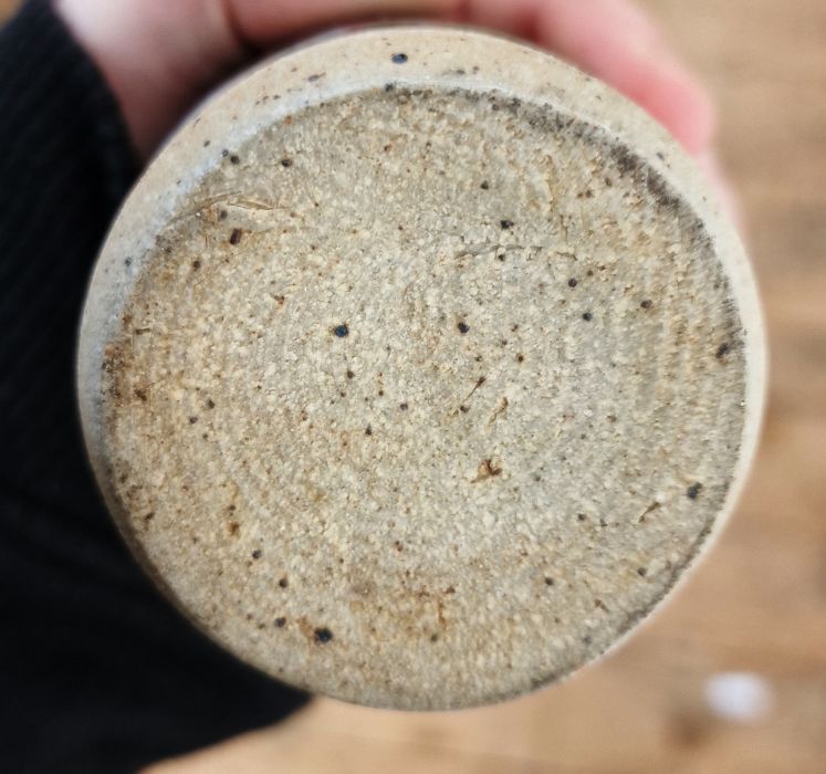 Mixed lot of studio pottery to include The Fulham Pottery jug, 'The Orkney Pottery' floral decorated - Image 7 of 18